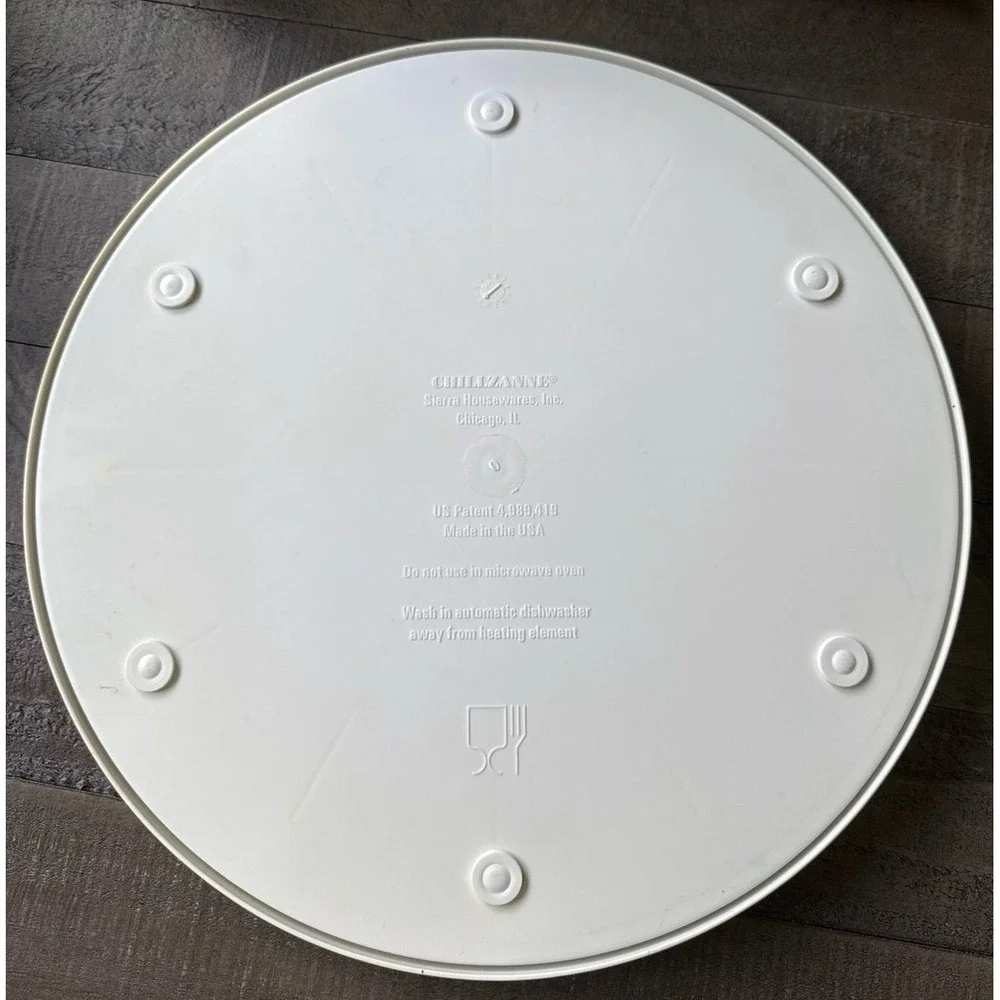 Pampered Chef #2780 Large Chillzanne Platter Domed Lid w/ Handle Original Box